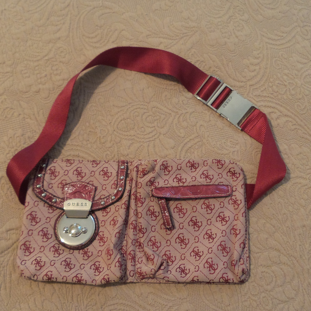 Guess Ultra Luxe Red Fanny Pack/crossbody bag